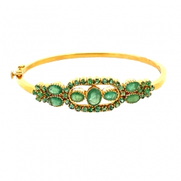Enchanting green-hued Gemstone Bracelet